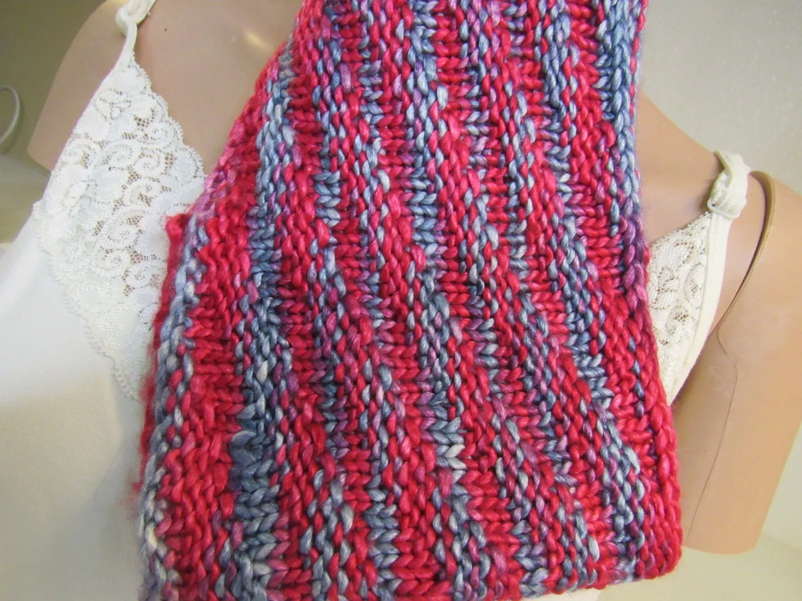 Handcrafted Cowl Gray Hot Pink 50% Alpaca 50% Mulberry Silk Female Adult -- New