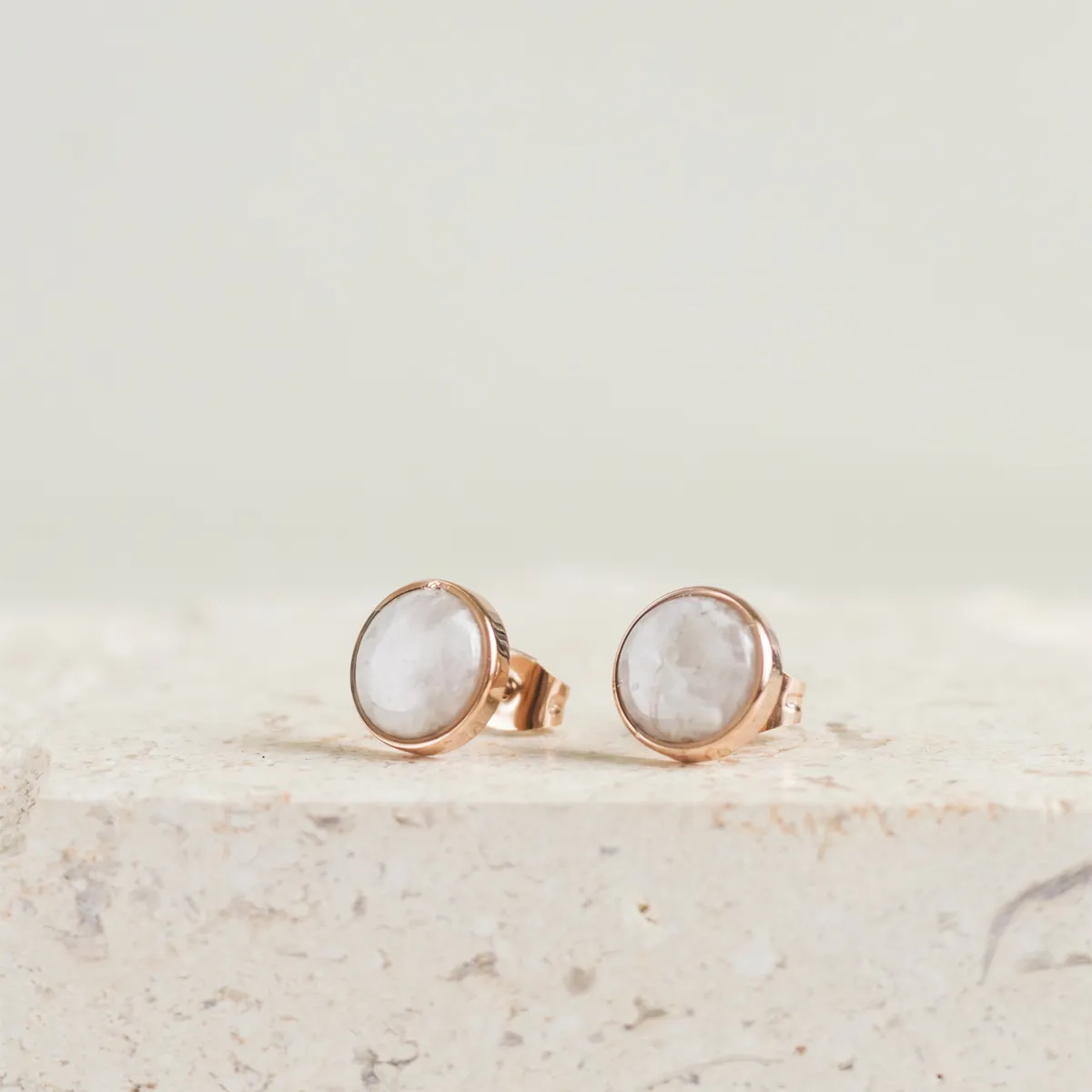 Moonstone Ear Studs (Round)