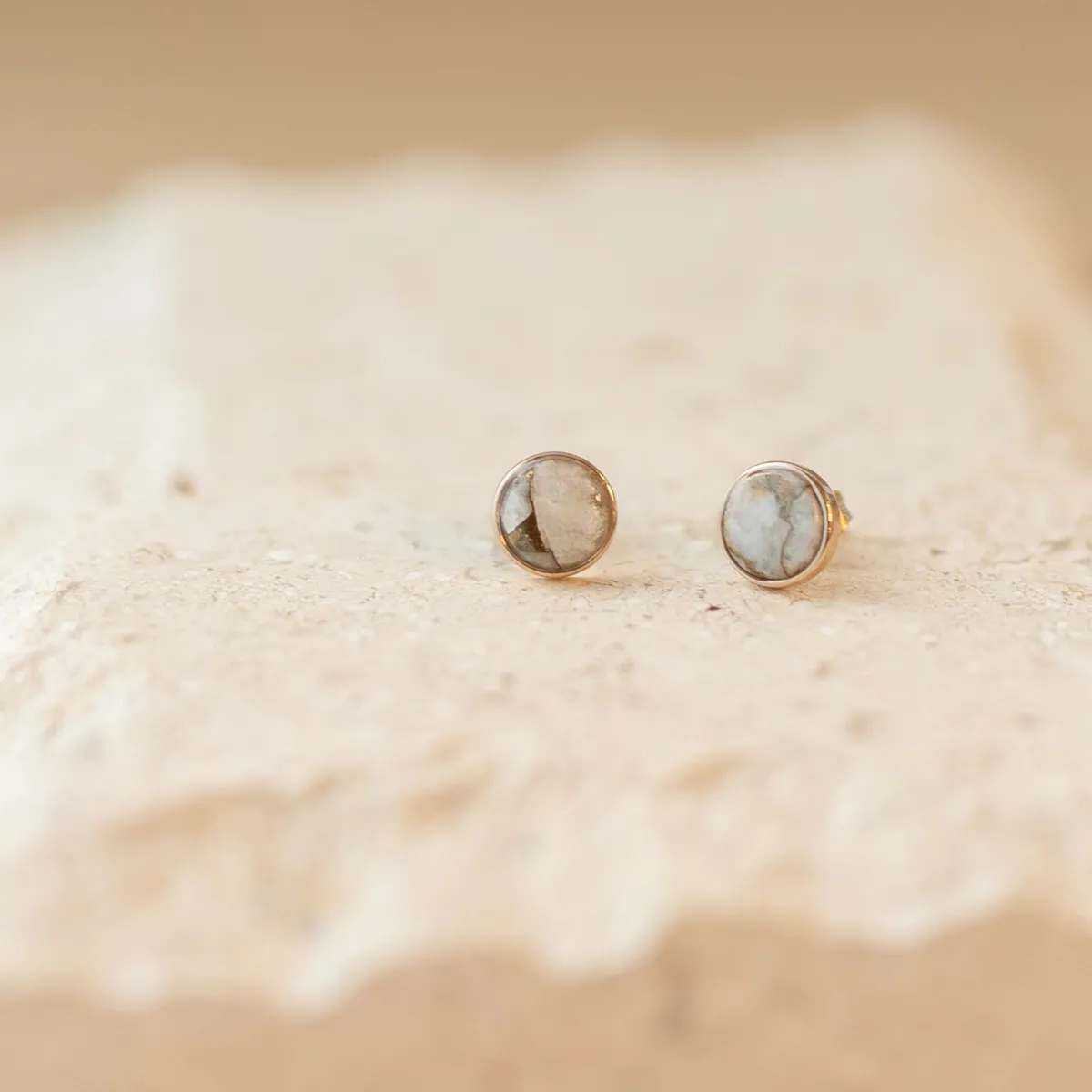 White Calcite Copper Stone Ear Studs (Round)